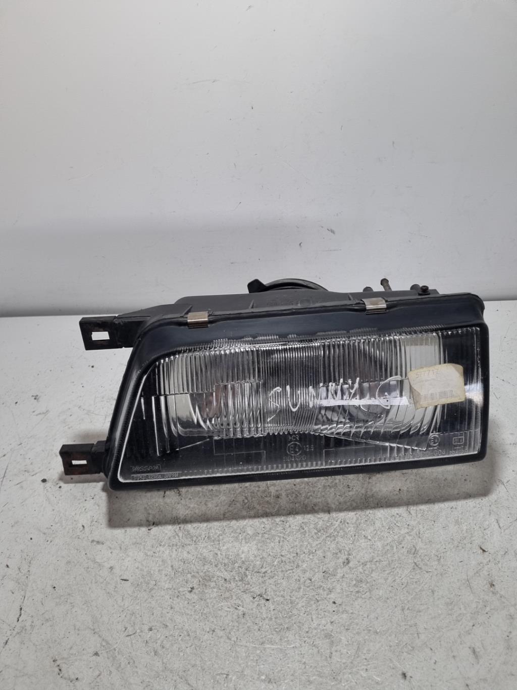 Gruppo ottico anteriore principale sinistro (luci)(faro) NISSAN SUNNY 1  - 1