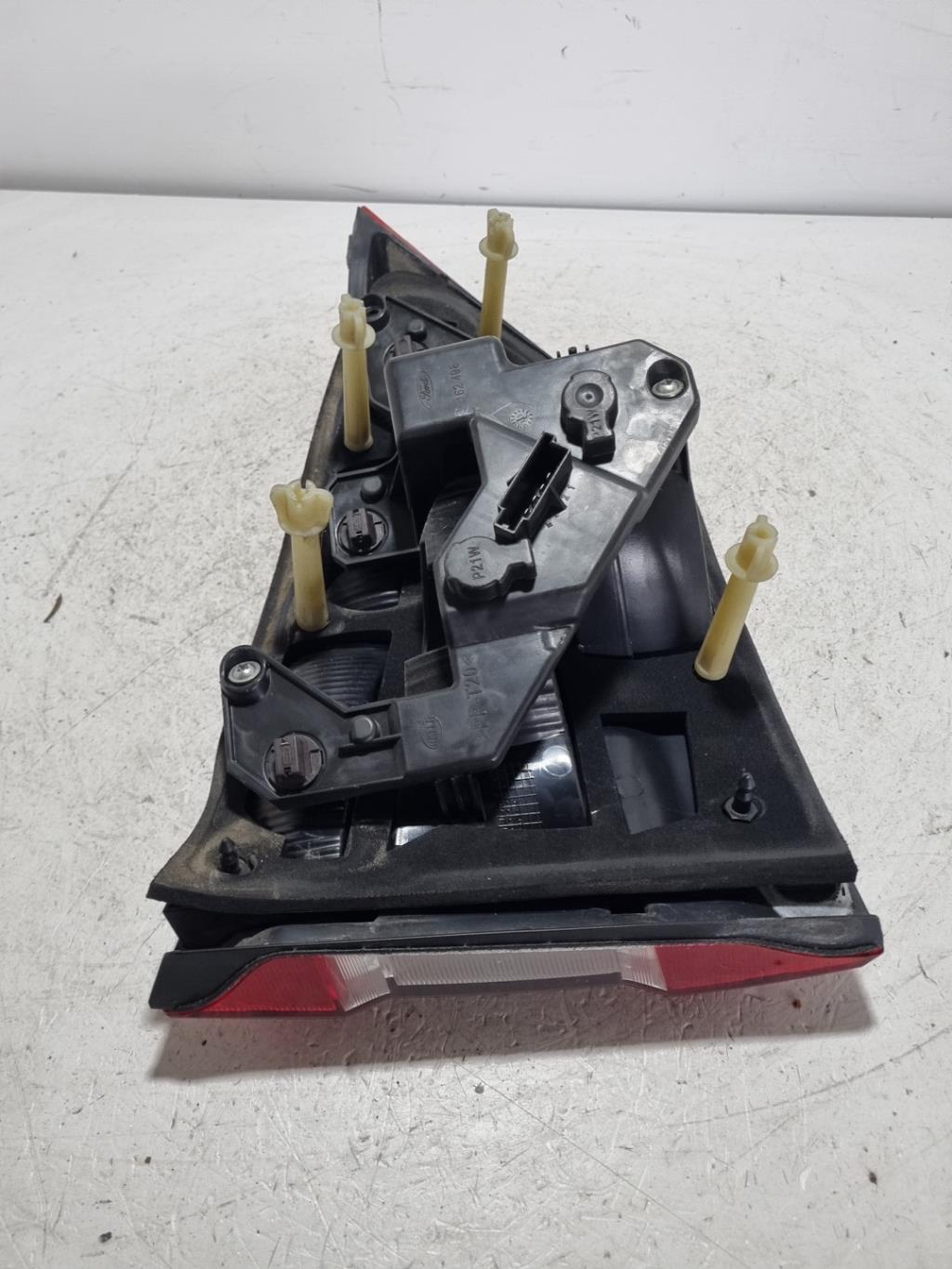 Feu arriere secondaire droit (feux) FORD GALAXY 2 PHASE 1 Diesel - 1