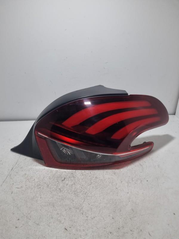 Fanale posteriore principale destro (luci) PEUGEOT 208 1 PHASE 2 Diésel - 1