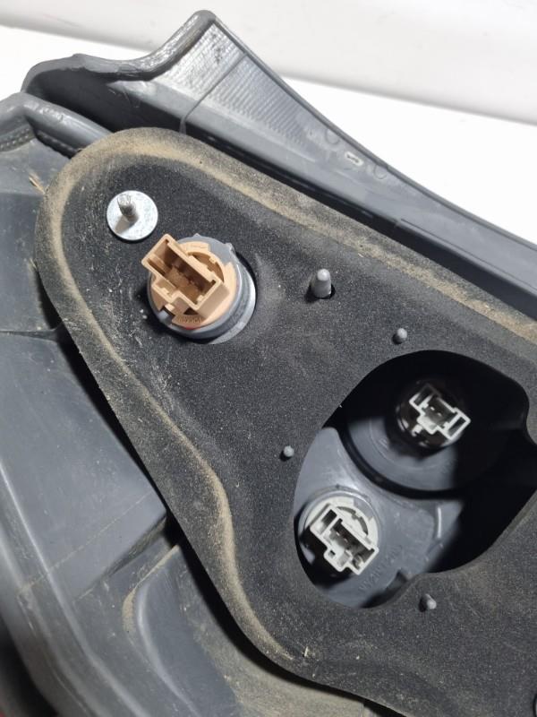 Fanale posteriore principale destro (luci) HONDA JAZZ 2 Gasolina - 1