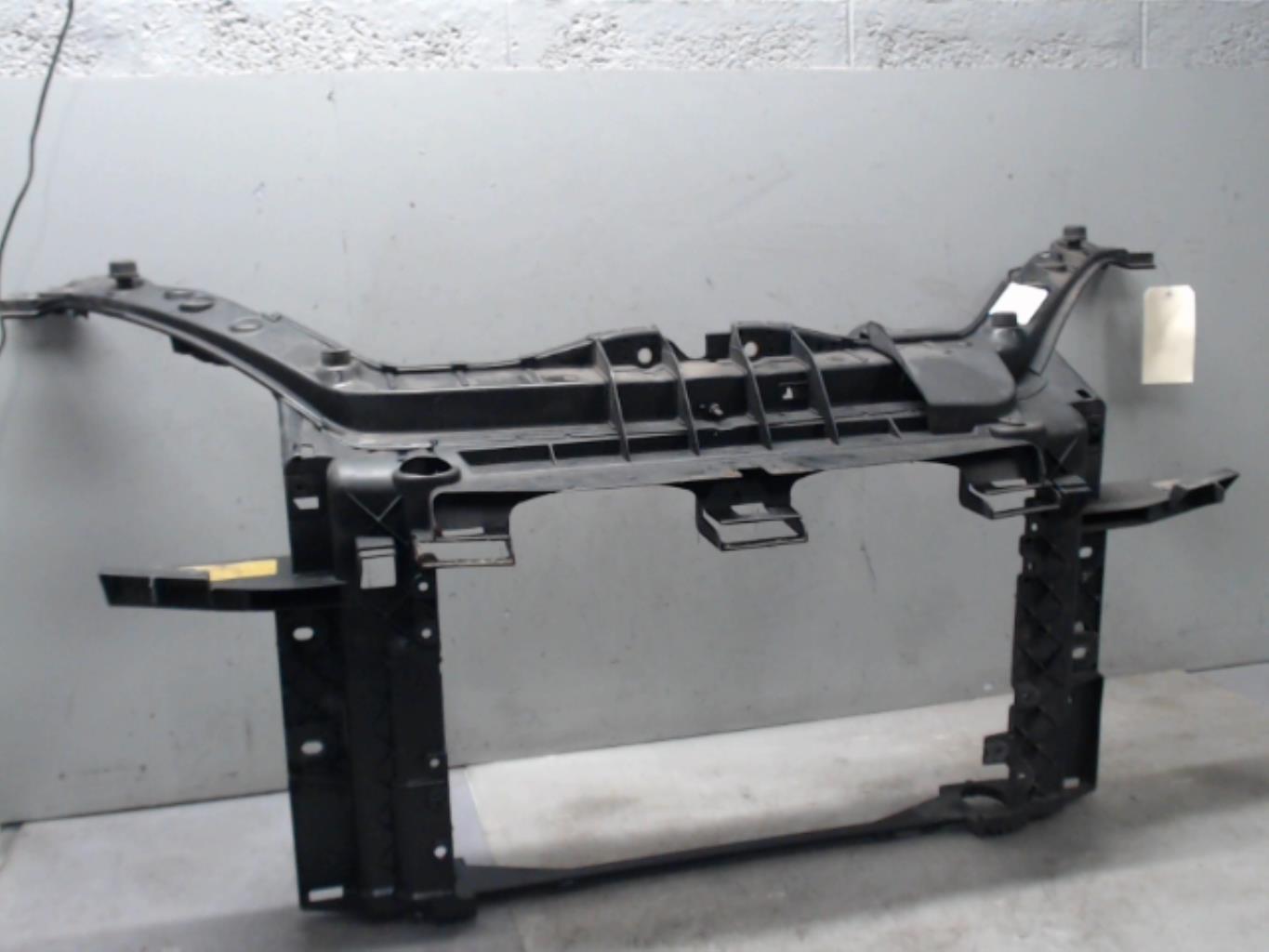Face avant FORD FIESTA 5 PHASE 1 Essence - 1
