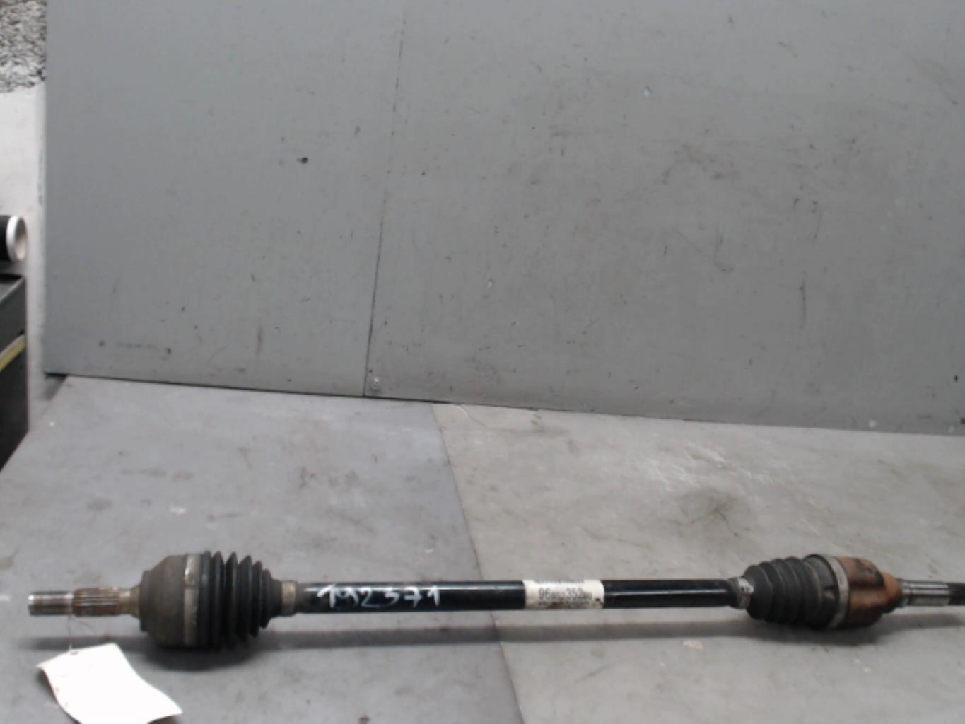 Cardan droit (transmission) CITROEN C3 2 Diesel occasion | Opisto