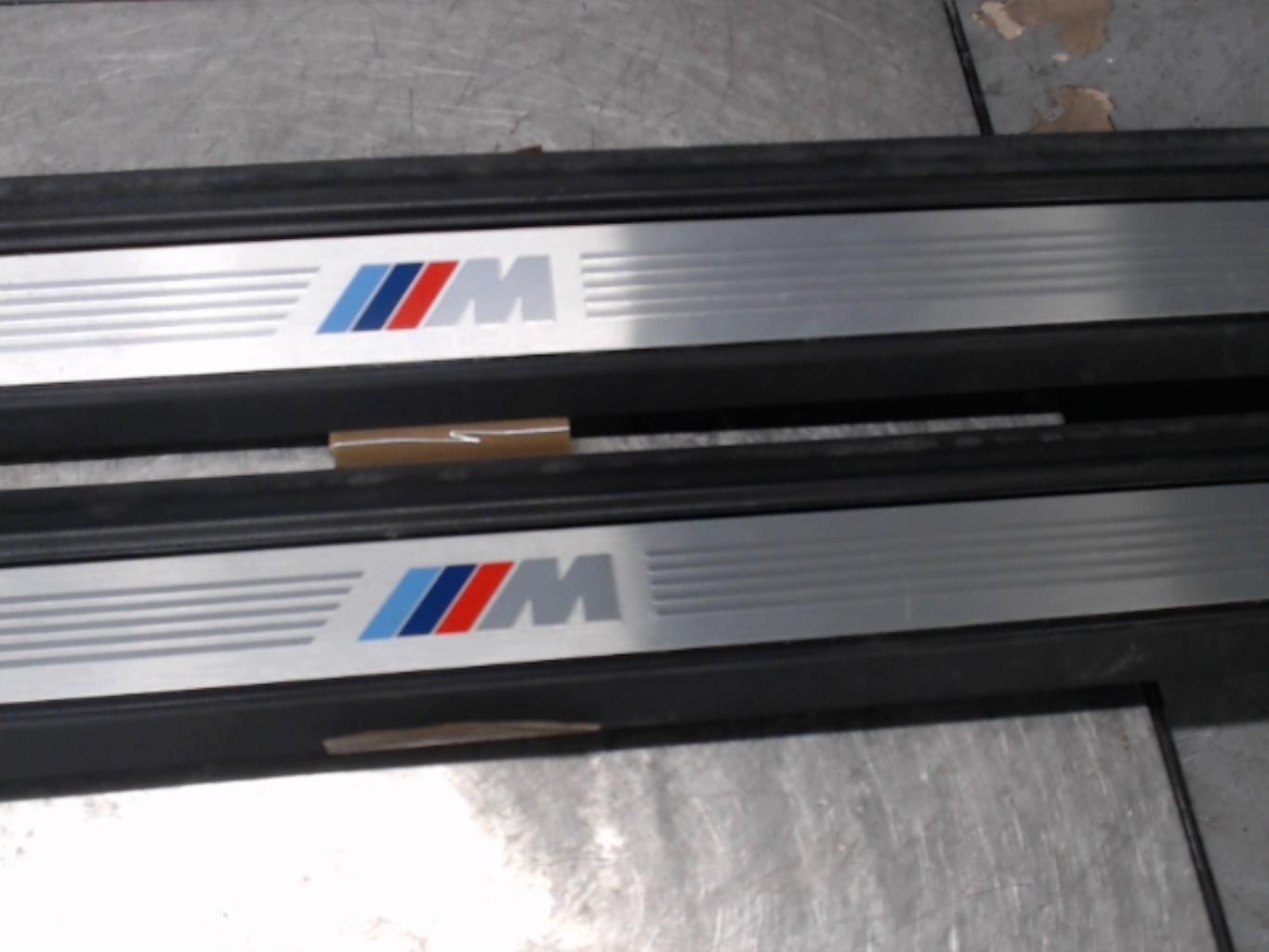 Modanatura portiera anteriore destra BMW SERIE 1 F21 PHASE 1 Diésel - 1