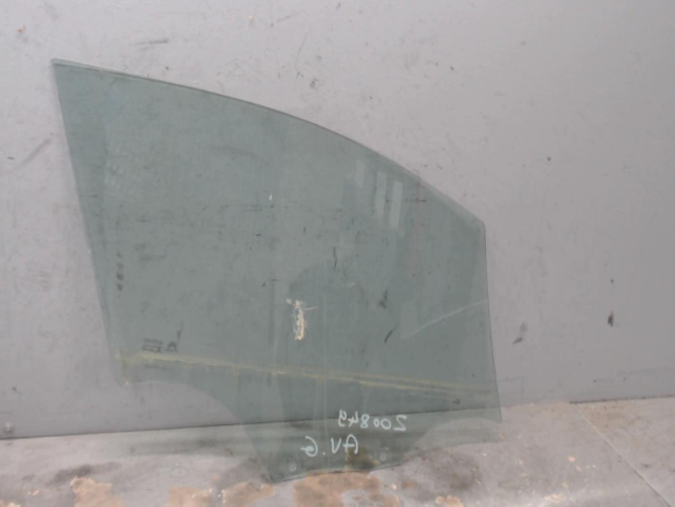 Vitre avant gauche CITROEN C3 3 PHASE 1 Essence - 1