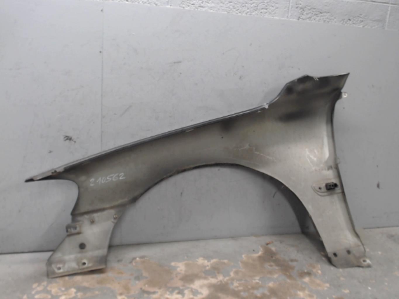 Parafango anteriore destro VOLVO S 60 1 PHASE 1 Diésel - 1