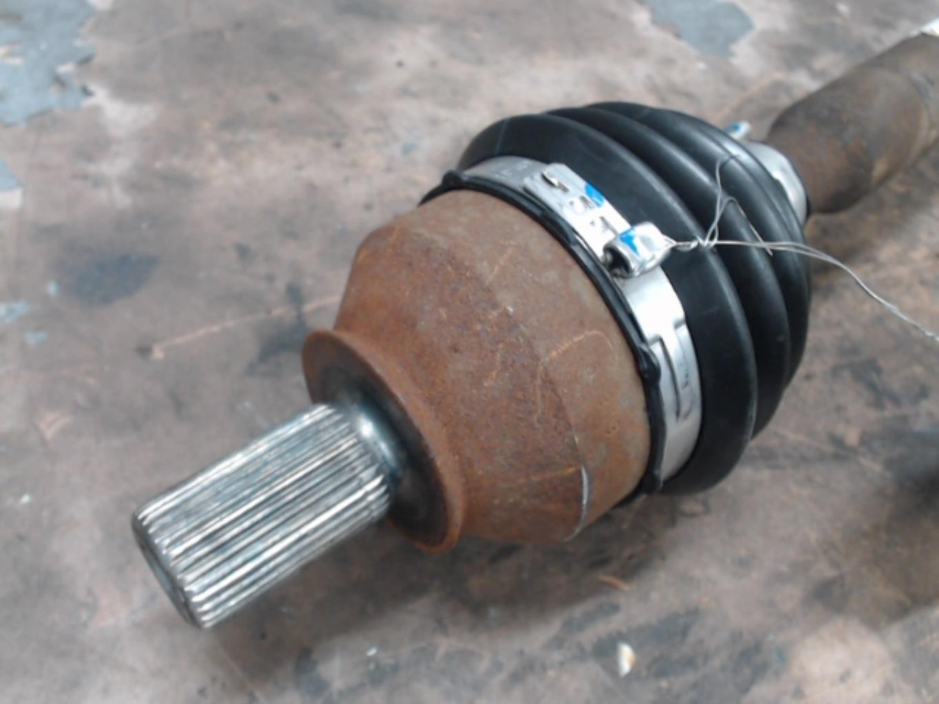 Giunto cardanico posteriore destro (trasmissione) RENAULT TWINGO 3 PHASE 1 Gasolina - 1