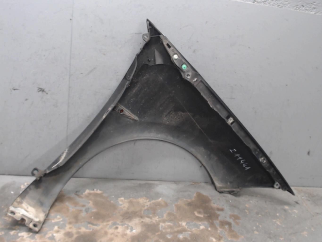 Parafango anteriore sinistro RENAULT MEGANE 2 PHASE 1 BREAK Diésel - 1