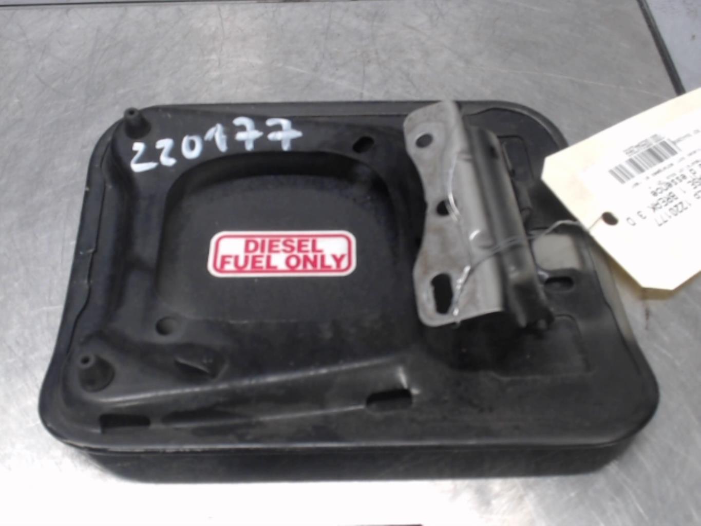 Trappe d'essence CHRYSLER 300C PHASE 1 BREAK Diesel - 1