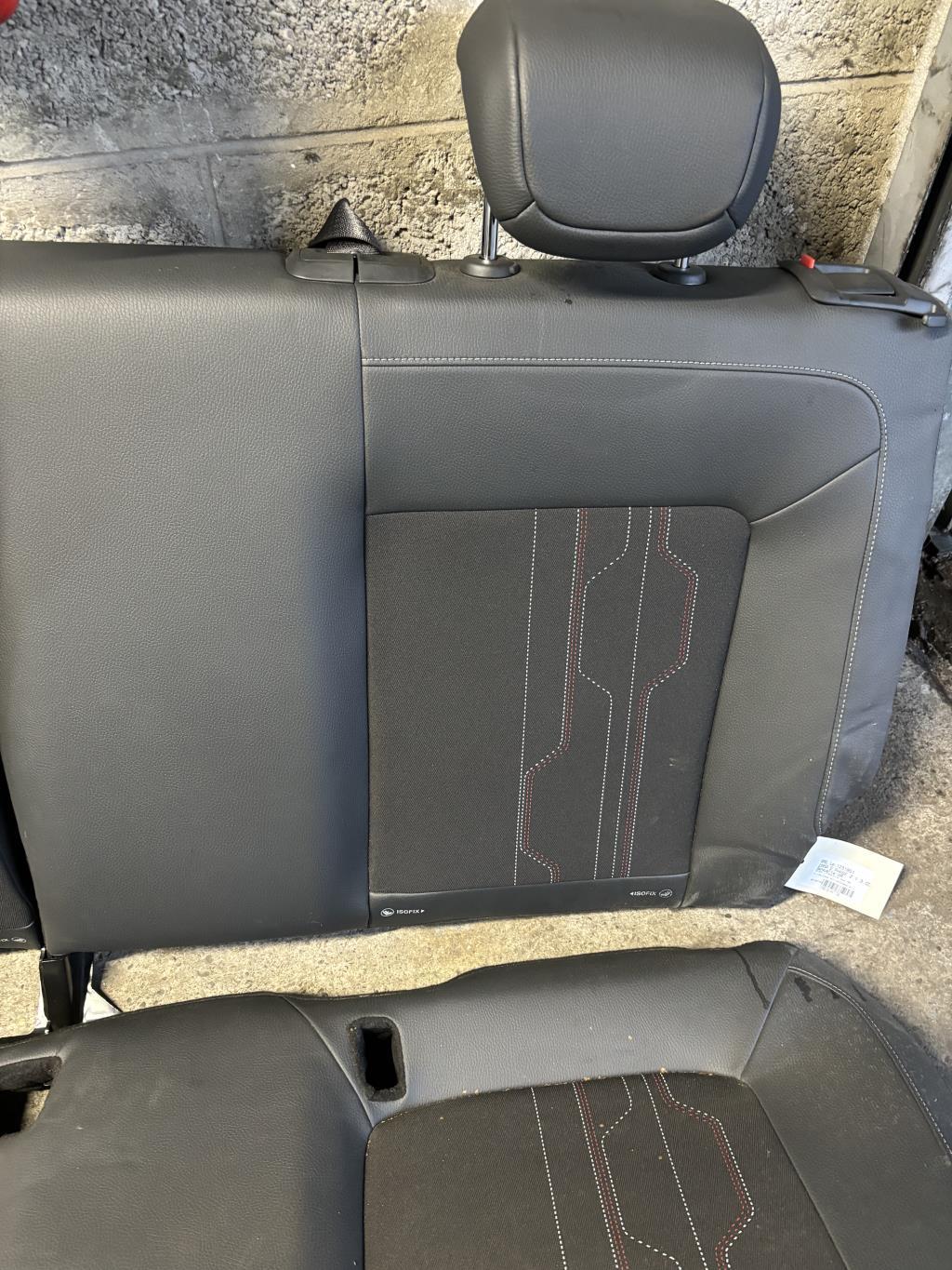 Banquette arriere OPEL CORSA D PHASE 2 Diesel - 1