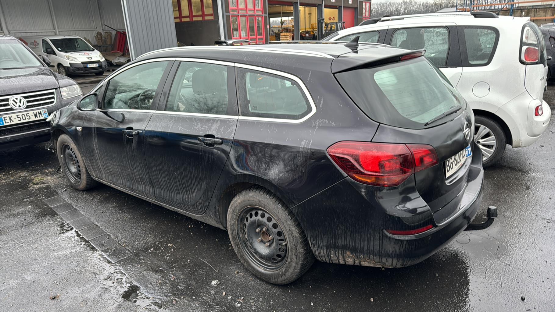 Portabagagli/Portellone posteriore OPEL ASTRA J SPORTS TOURER PHASE 1 BREAK Diésel - 1