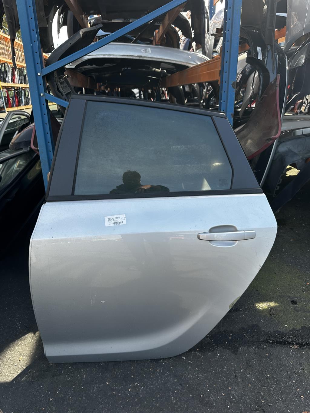 Portiera posteriore sinistra OPEL ASTRA J PHASE 1 Diésel - 1