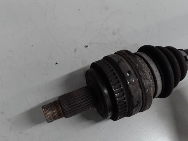 Giunto cardanico posteriore sinistro (trasmissione) BMW SERIE 1 E87 PHASE 2 Diésel - 1