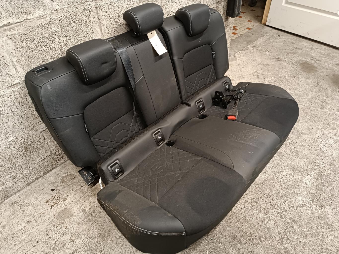 Banquette arriere NISSAN JUKE 2 Essence - 1