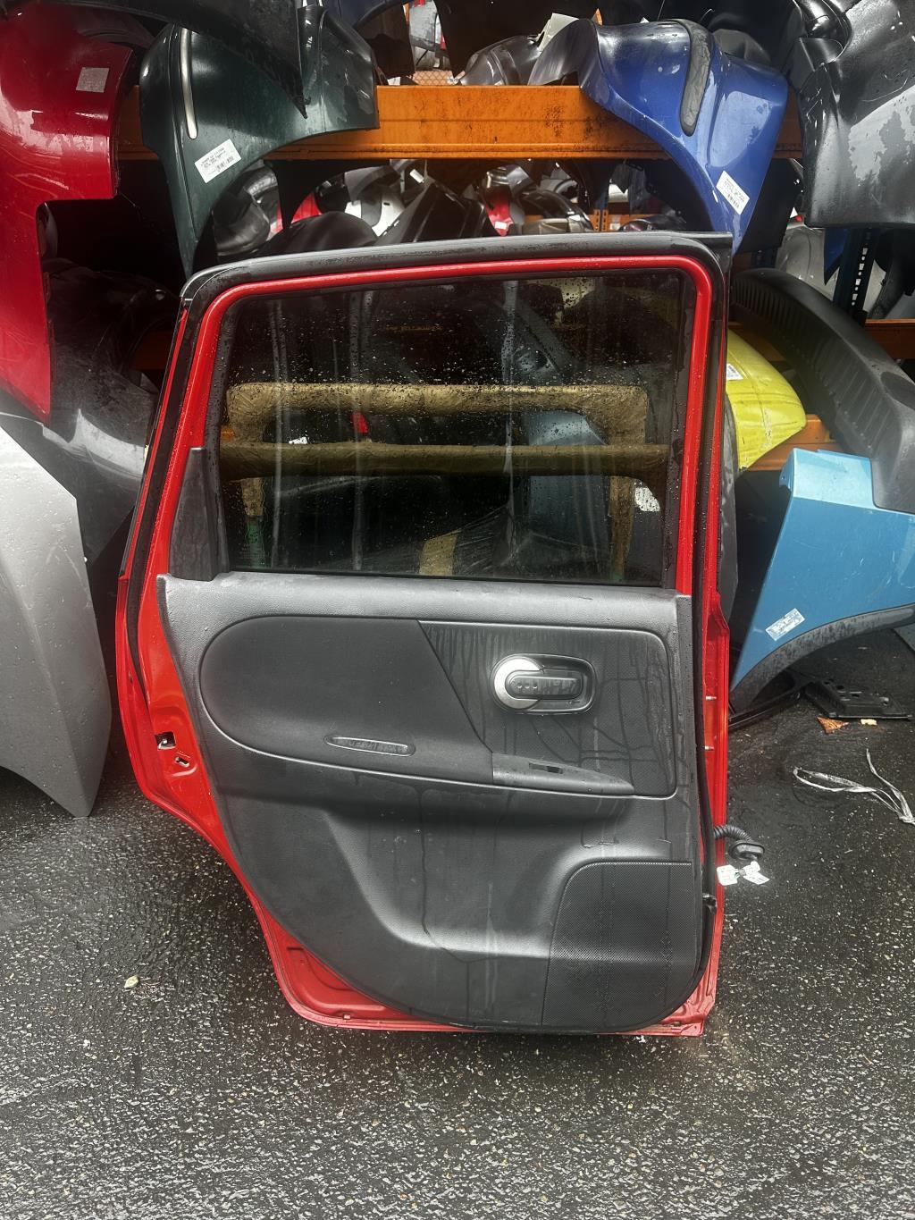 Porte arriere gauche NISSAN NOTE 1 PHASE 2 Essence - 1