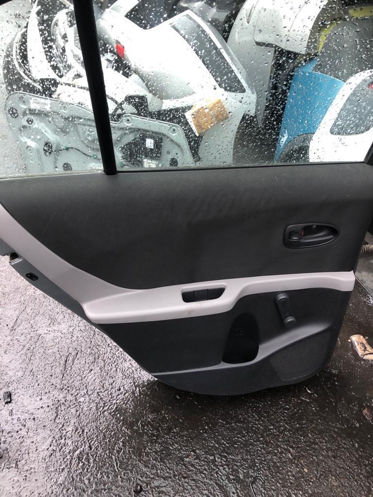 Portiera posteriore sinistra TOYOTA YARIS 2 PHASE 1 Gasolina - 1