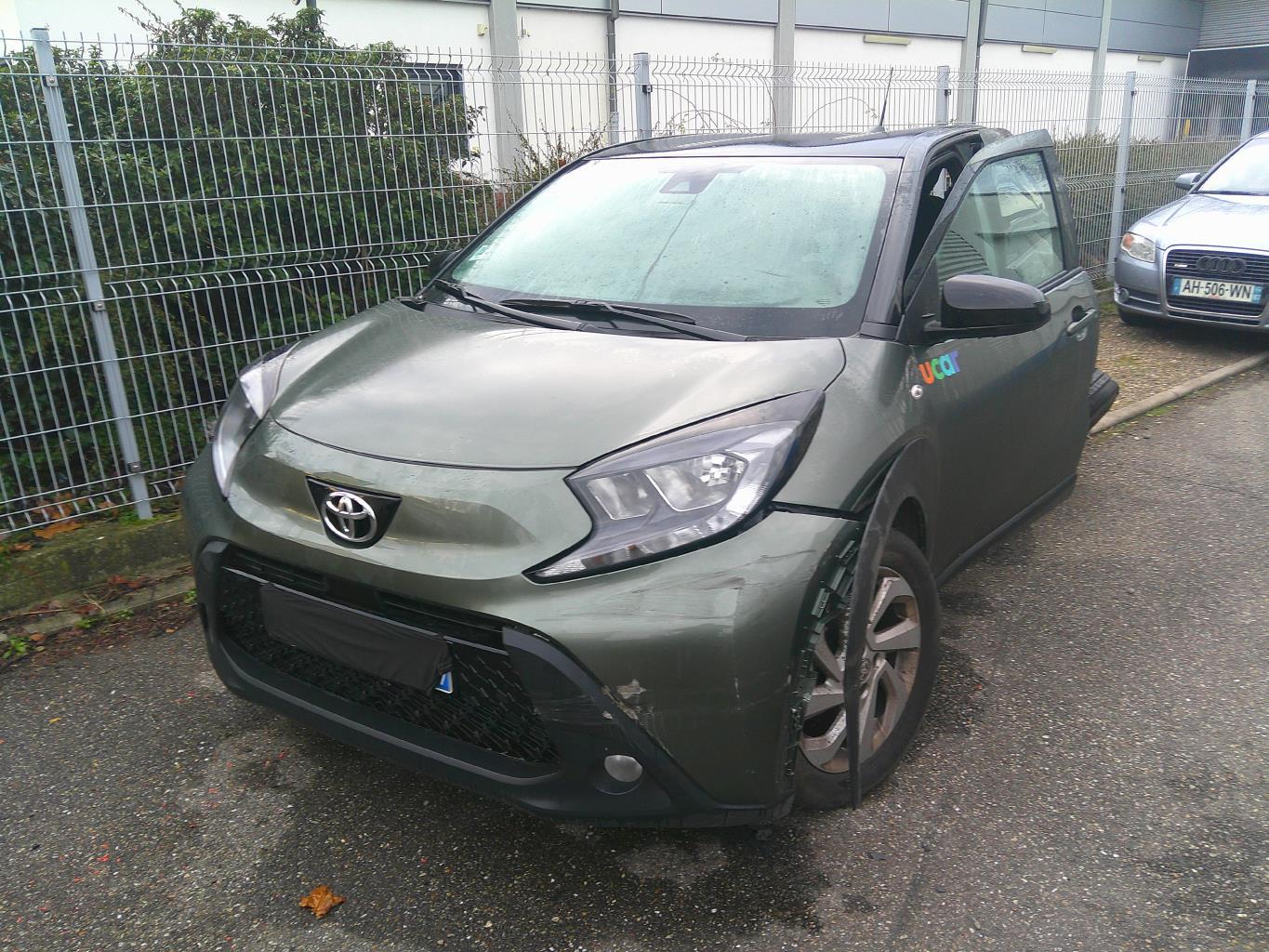 Cruscotto completo TOYOTA AYGO X Gasolina - 1