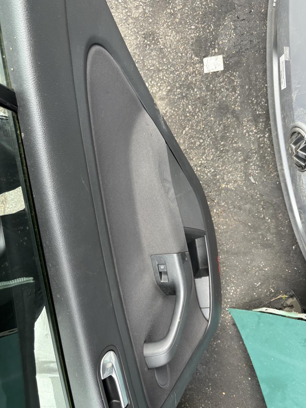 Puerta trasera derecha VOLKSWAGEN GOLF PLUS PHASE 1 Gasolina - 1