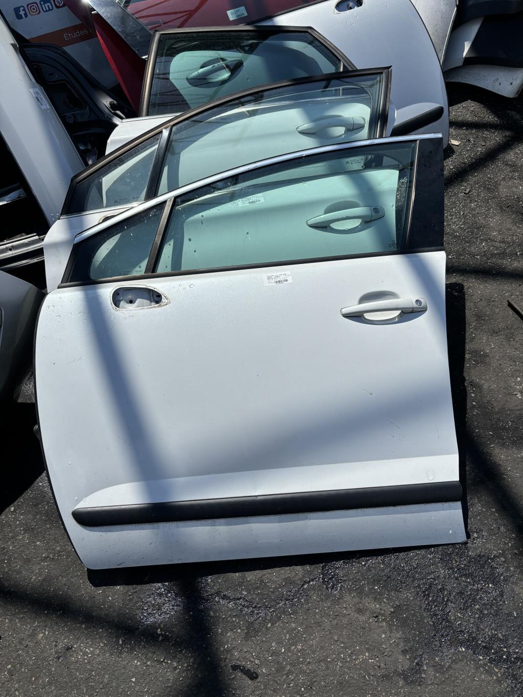 Portiera anteriore sinistra PEUGEOT 3008 1 PHASE 1 Diésel - 1
