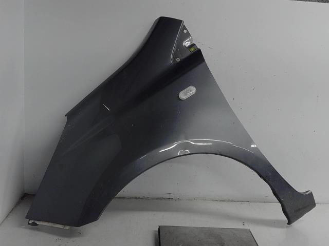 Parafango anteriore sinistro NISSAN NOTE 1 PHASE 1 Diésel - 1