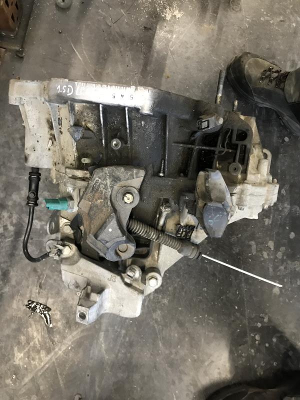 Boite de vitesses RENAULT SCENIC 3 PHASE 1 Diesel - 1
