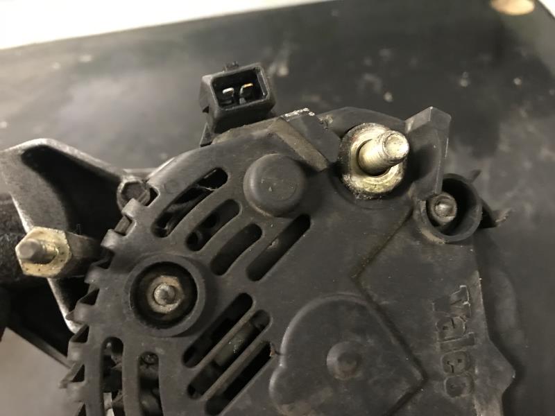 Alternateur VOLKSWAGEN GOLF 3 Essence - 1