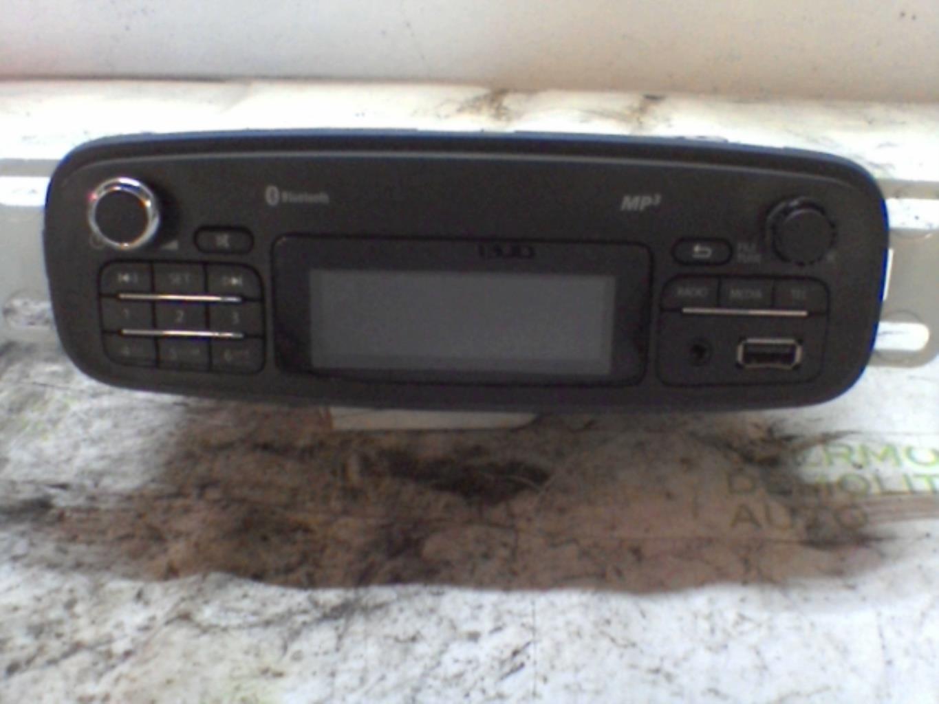 Autoradio d'origine RENAULT CLIO 4 PHASE 1 Diesel - 1