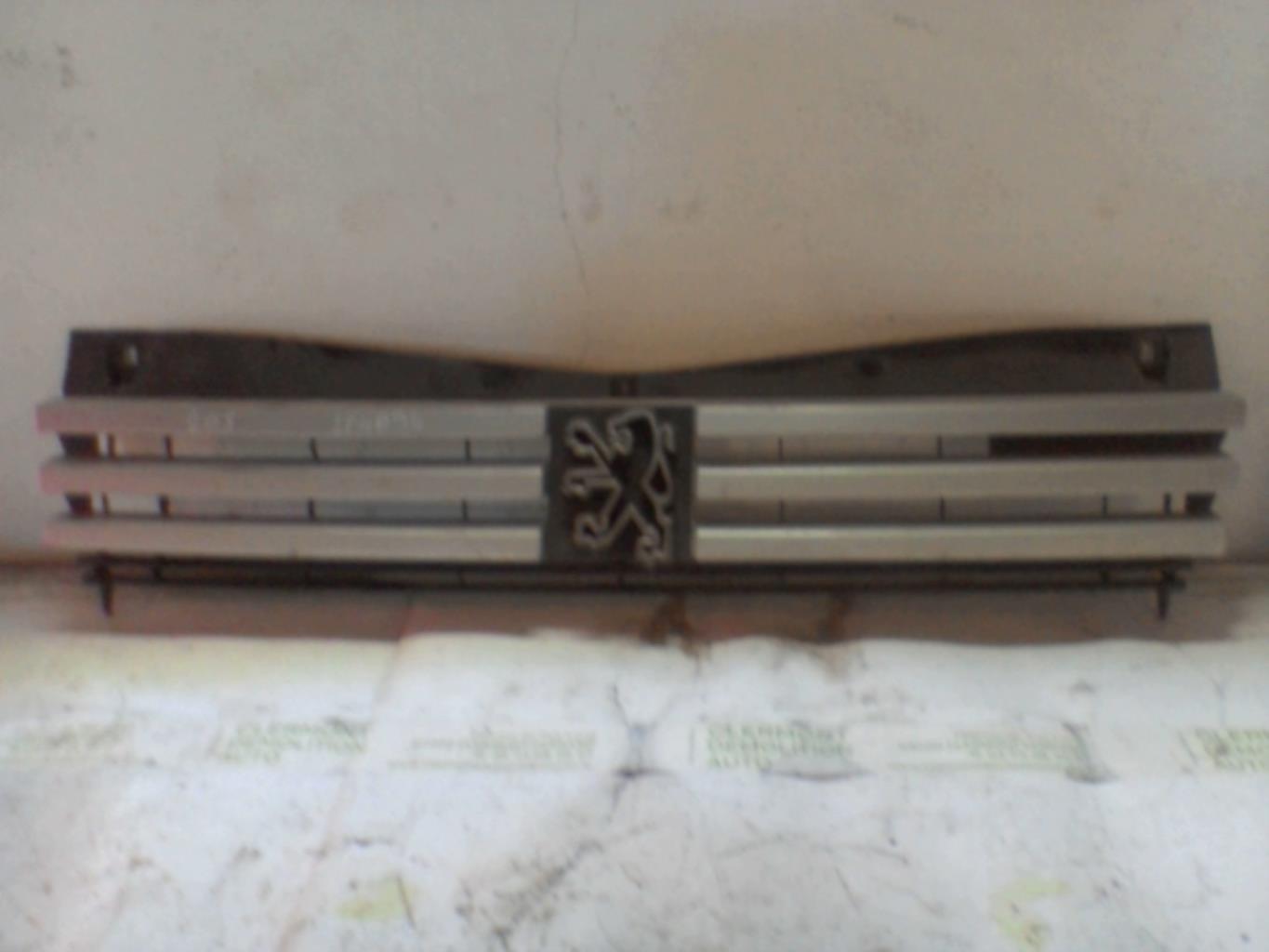 Calandre PEUGEOT 205 PHASE 2 Diesel - 1
