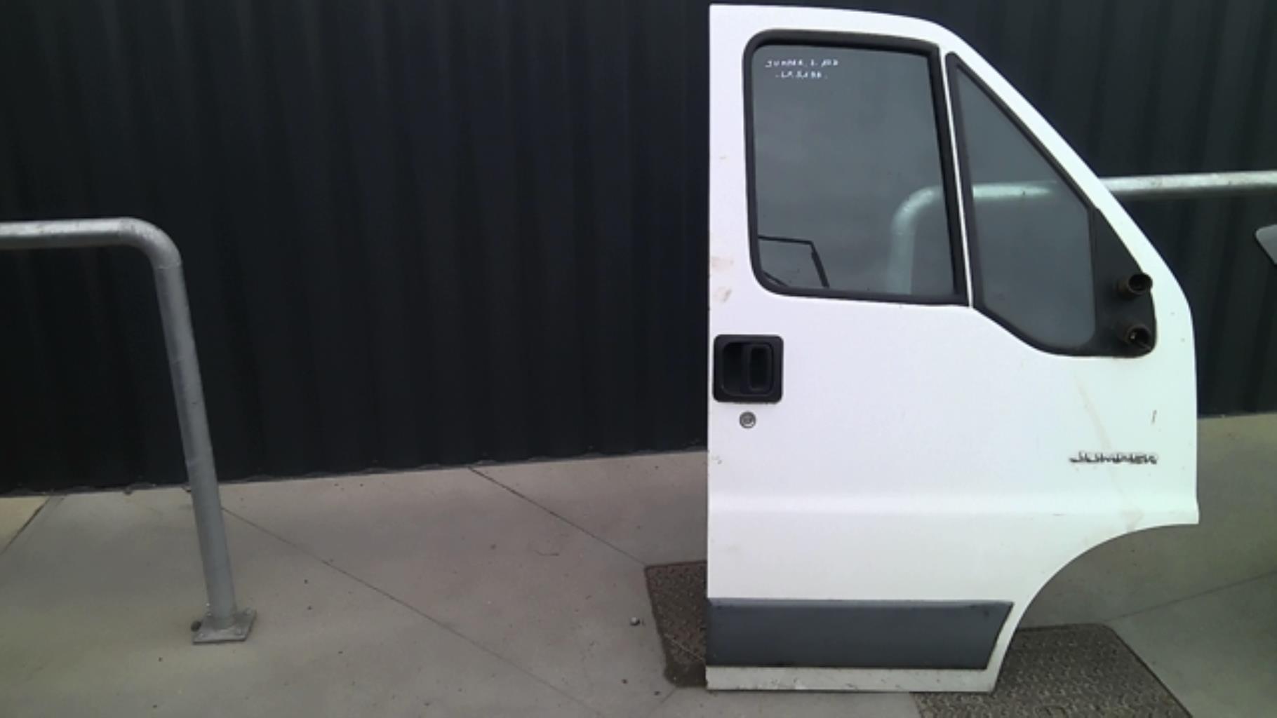 Porte avant droit CITROEN JUMPER 2 Diesel - 1