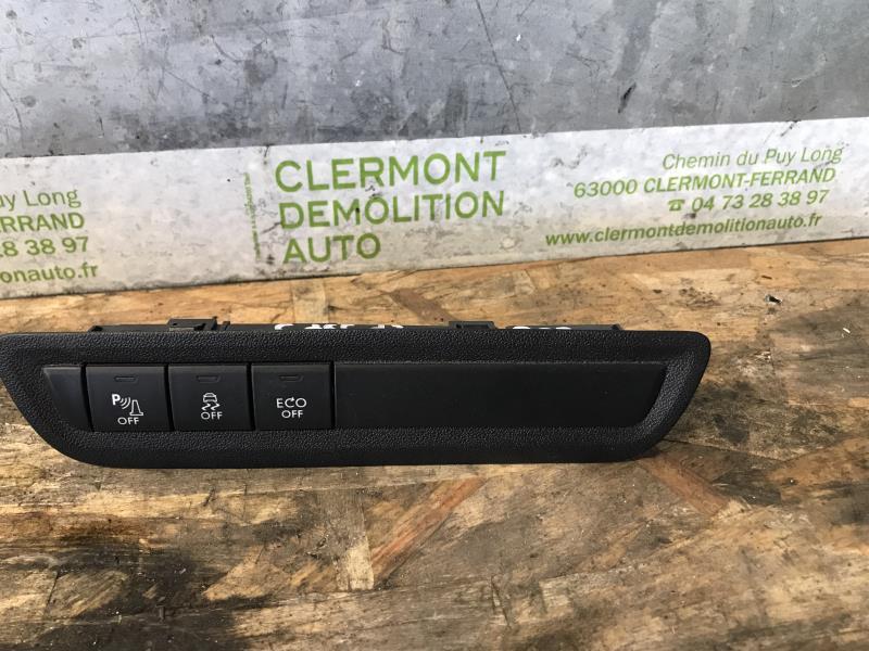 Bouton/Interrupteur PEUGEOT 208 1 PHASE 1 Diesel - 1