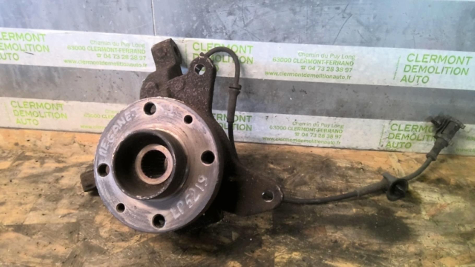 Fusee avant droit RENAULT MEGANE 1 BREAK Diesel - 1