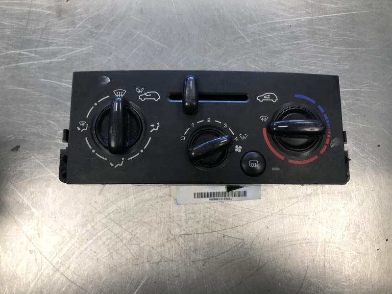 Commande chauffage PEUGEOT 207 PHASE 1 BREAK Essence - 1