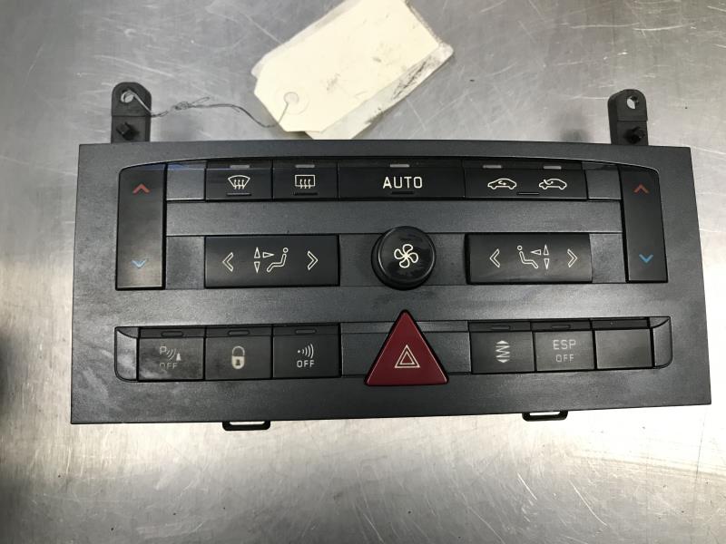 Commande chauffage PEUGEOT 407 COUPE Diesel - 1