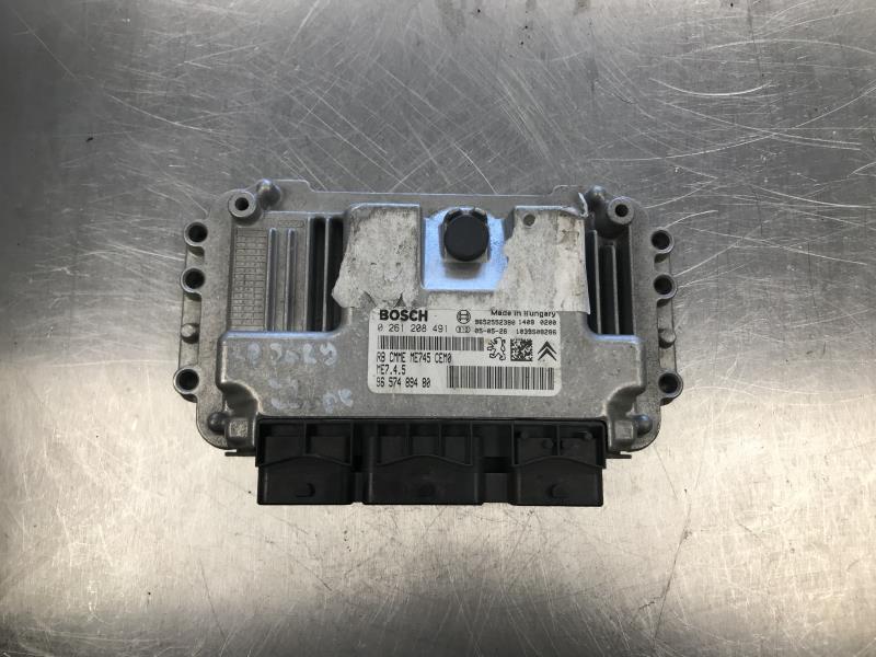 Calculateur CITROEN C4 1 PHASE 1 COUPE Essence - 1