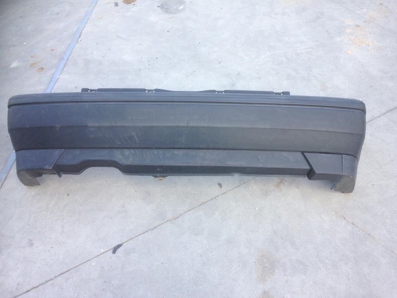Pare choc arriere VOLKSWAGEN GOLF 3 Essence - 1