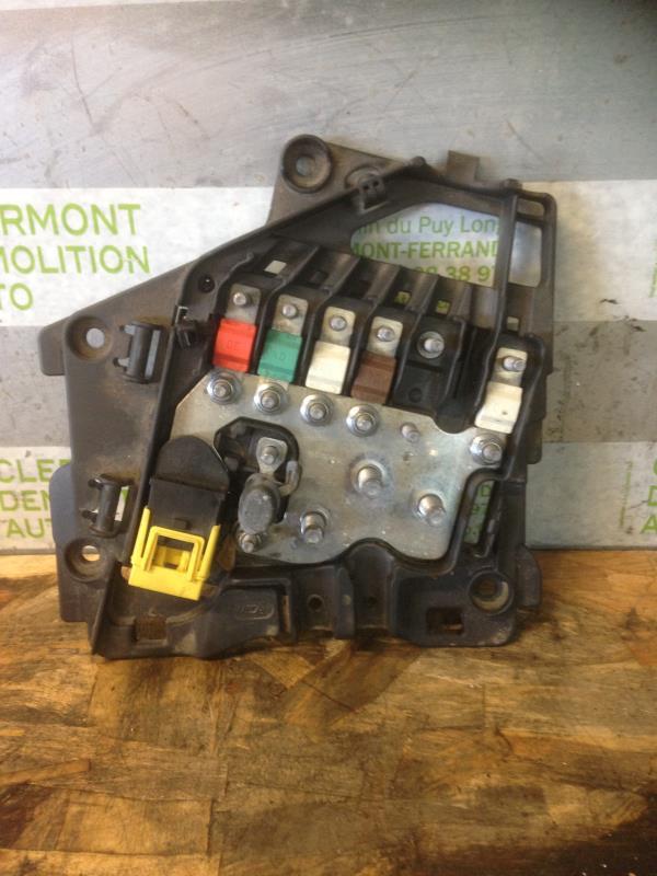 Porte fusible CITROEN C3 2 PHASE 1 Diesel - 1