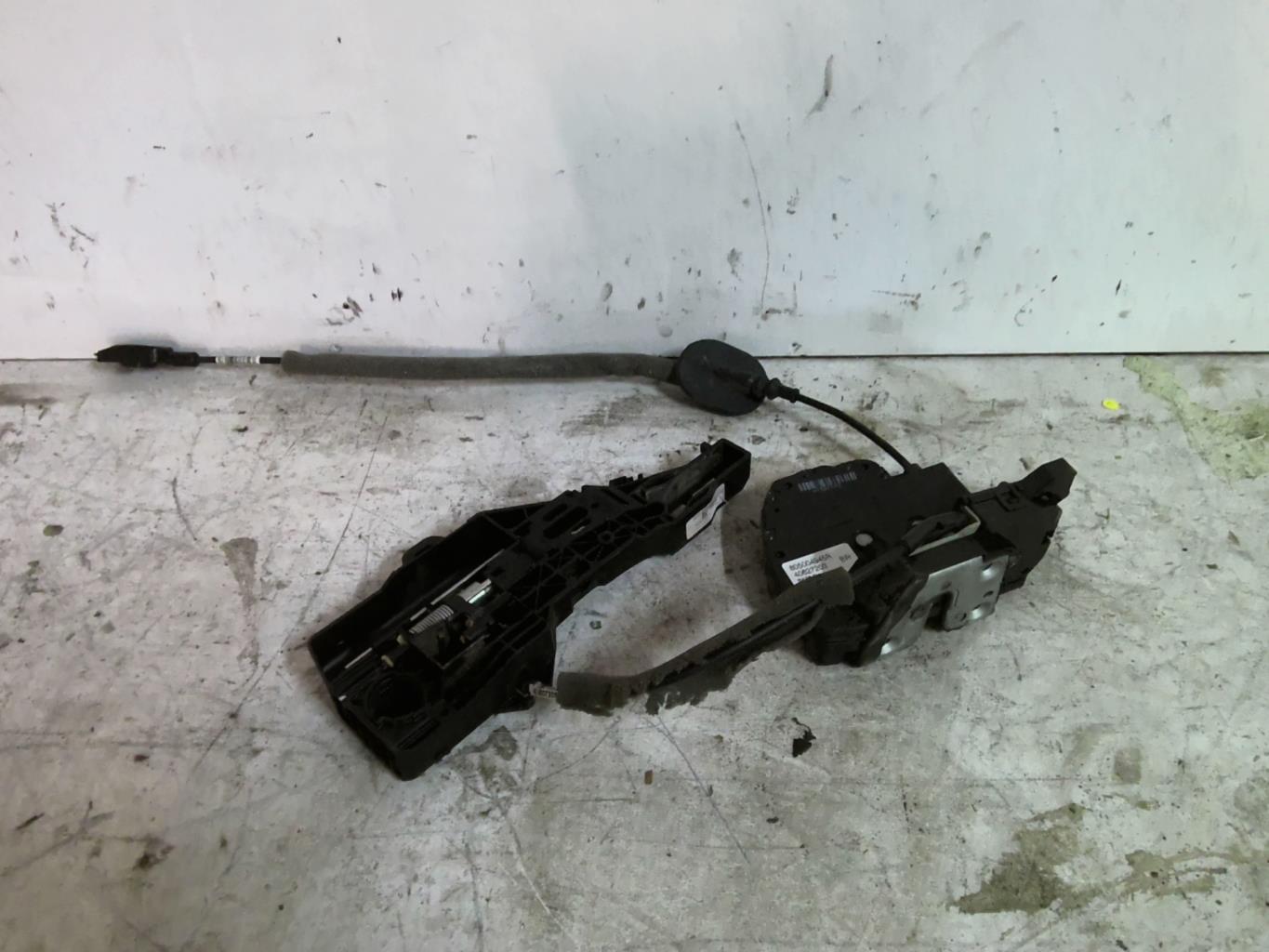 Serrure avant droit RENAULT CLIO 4 PHASE 1 Diesel - 1