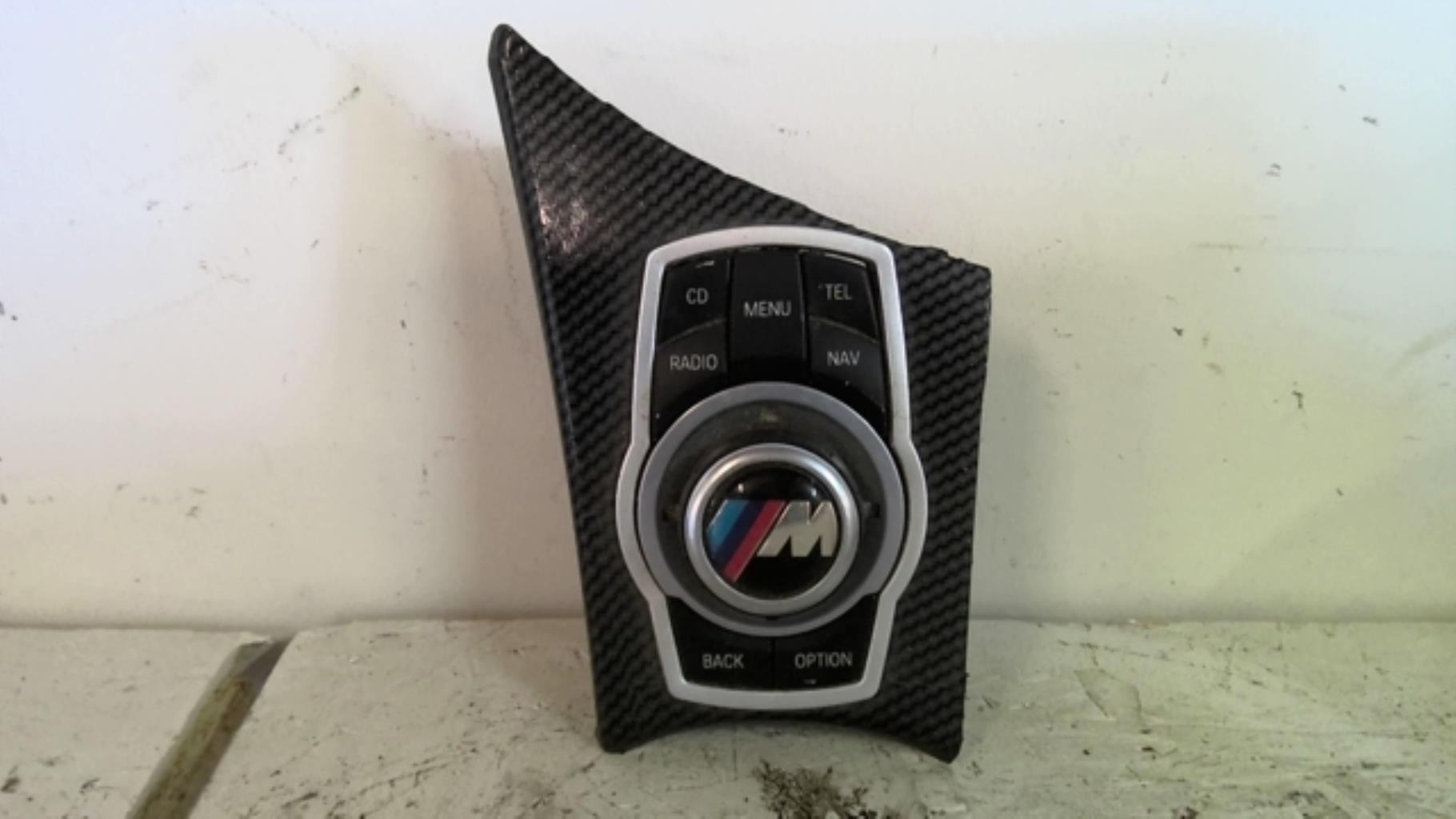 Commande autoradio BMW SERIE 1 E81 Diesel - 1