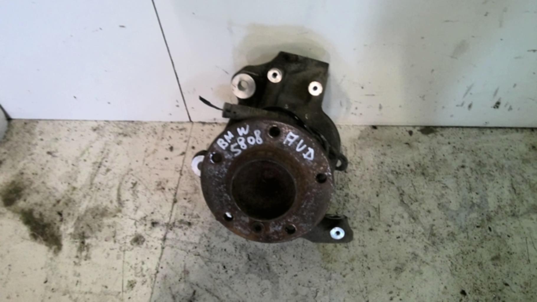 Fusee avant droit BMW SERIE 1 E81 Diesel - 1