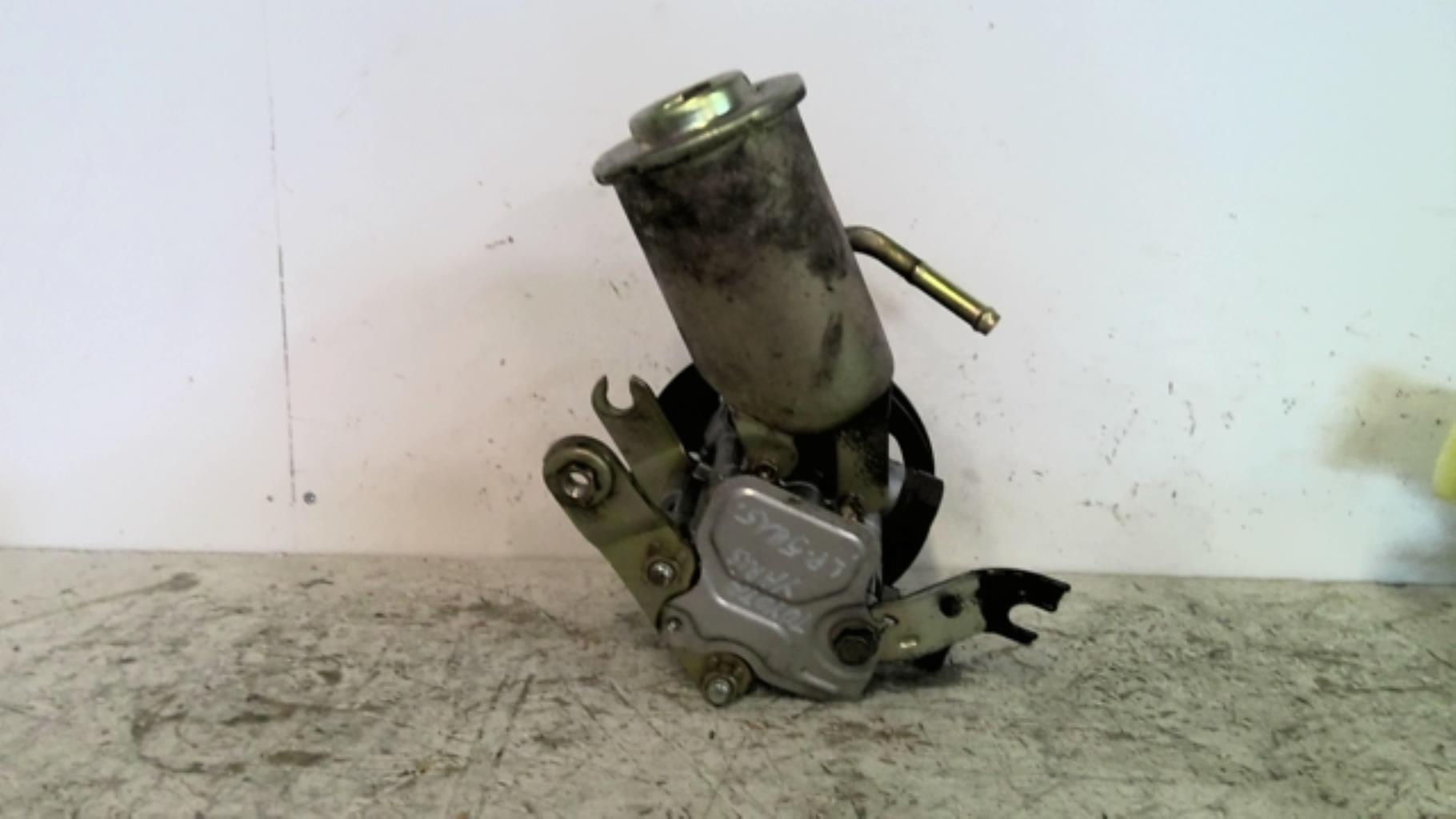 Pompe de direction TOYOTA YARIS 1 PHASE 2 Essence - 1