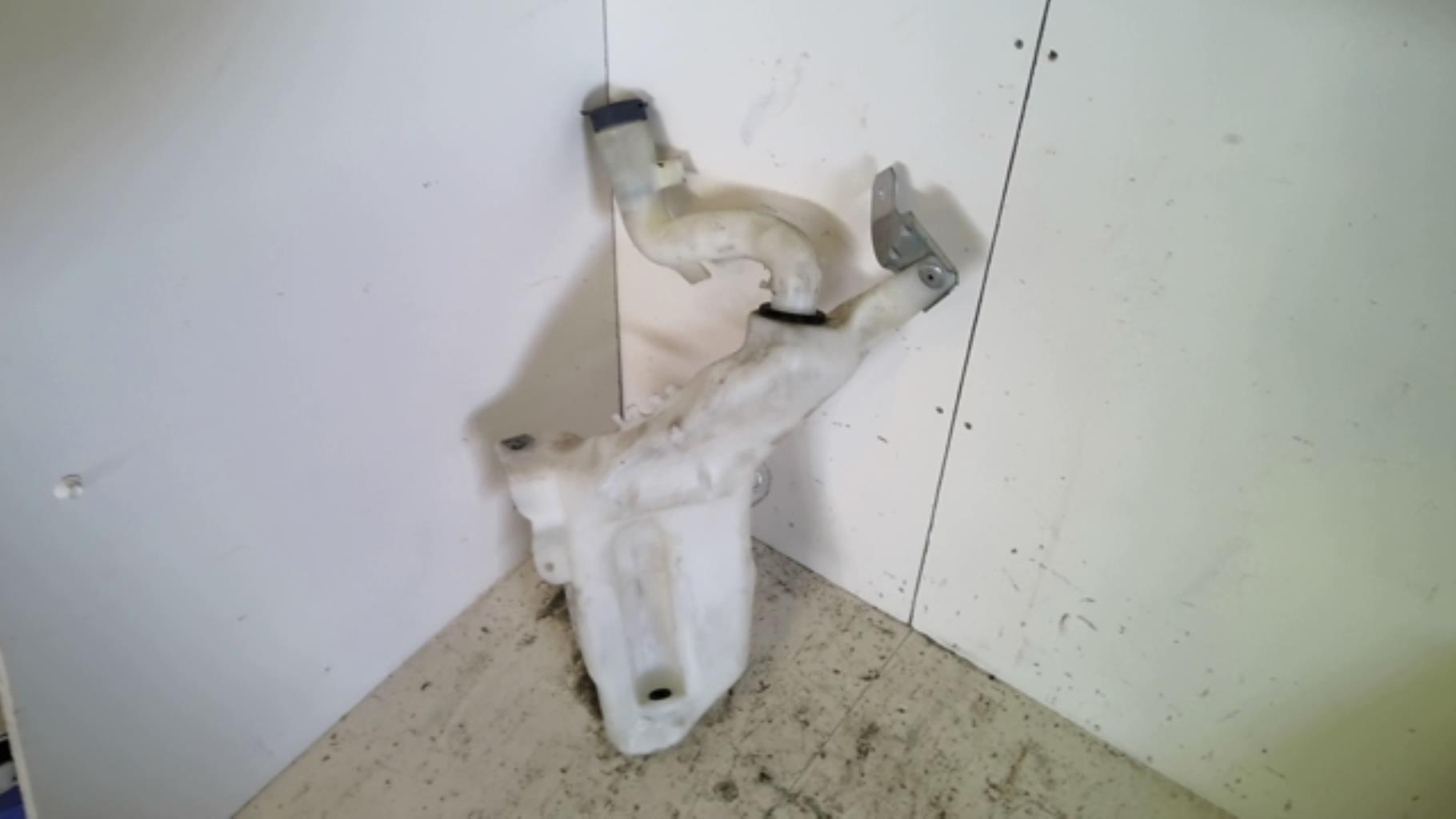 Vase de lave glace LANCIA DELTA 3 Diesel - 1