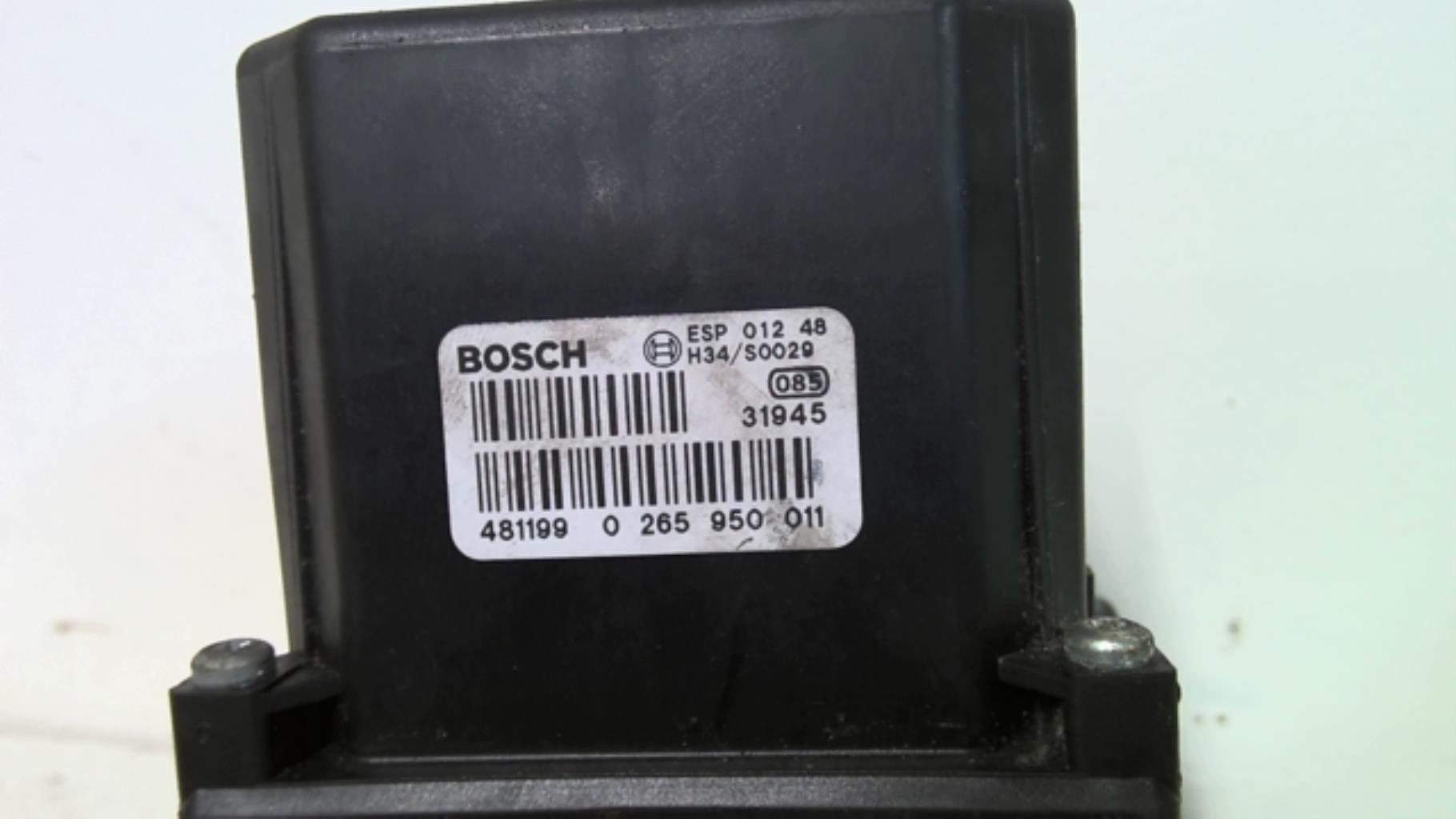 Bloc ABS (freins anti-blocage) AUDI A4 2 AVANT PHASE 1 BREAK Diesel - 1