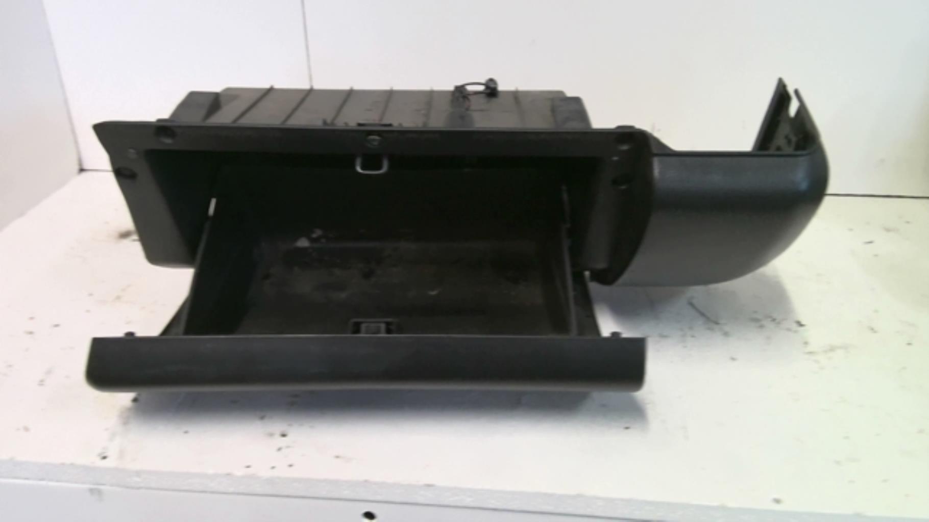 Boite a gants SUBARU IMPREZA 2  - 1