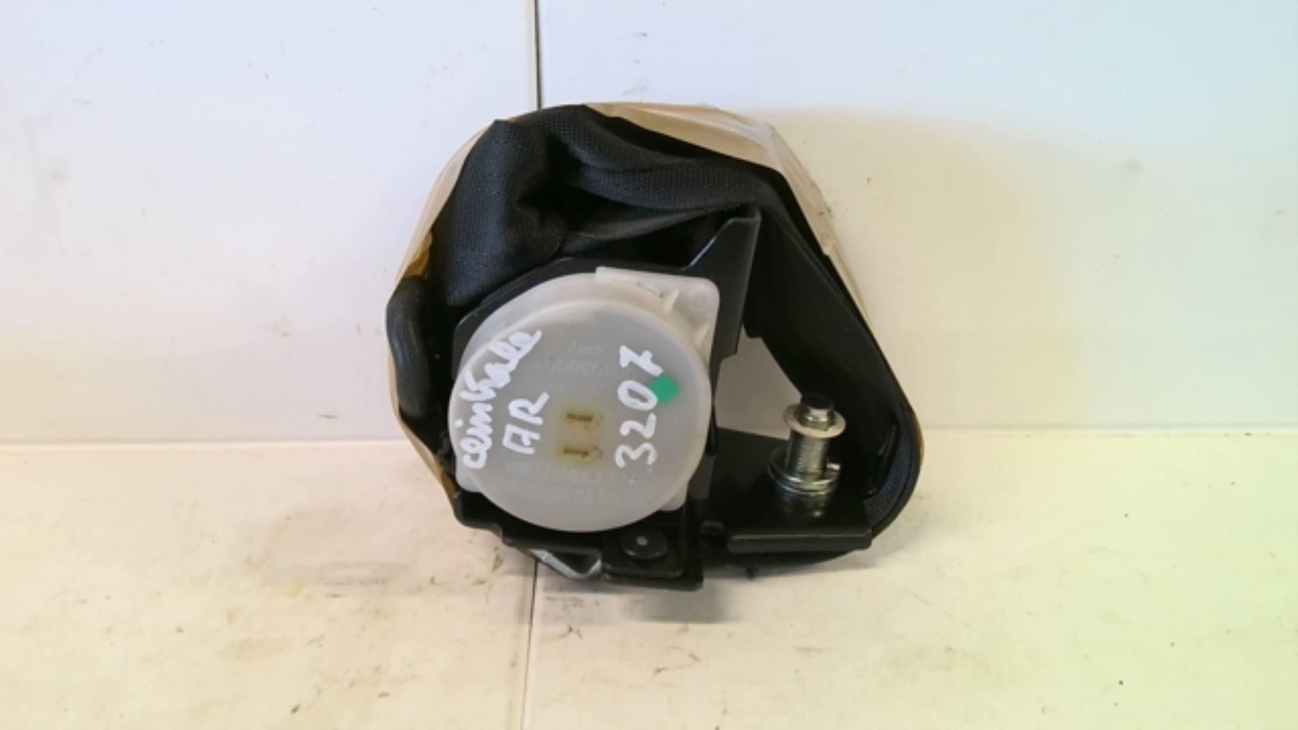 Ceinture arriere centrale SUBARU IMPREZA 2  - 1