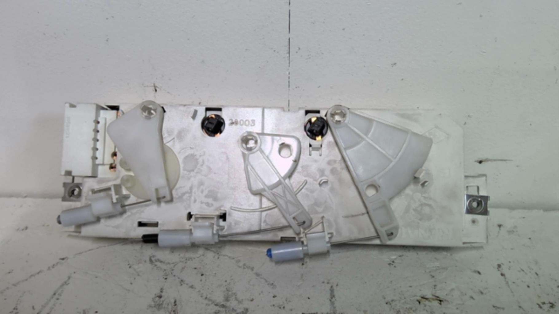 Commande chauffage RENAULT TWINGO 1 PHASE 3 Essence - 1