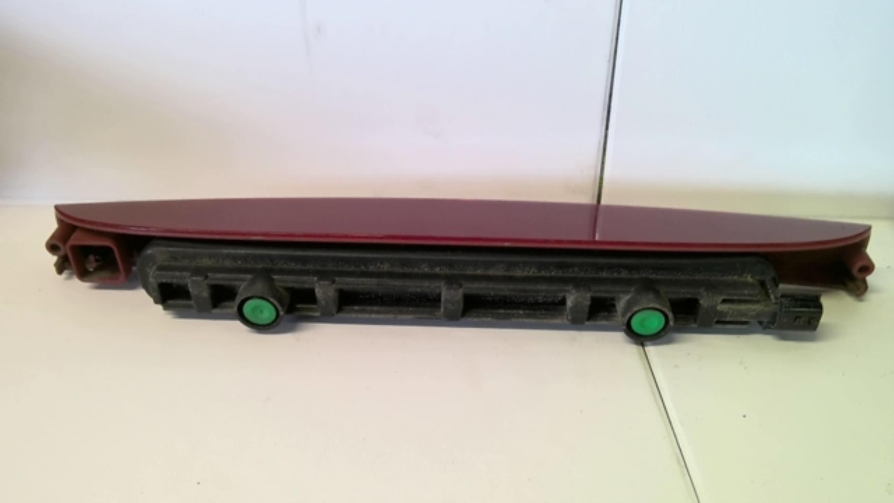Feu arriere stop central RENAULT CLIO 3 PHASE 2 BREAK Diesel - 1