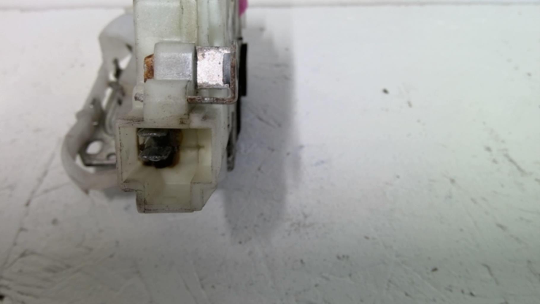 Serrure avant droit SUBARU IMPREZA 2  - 1
