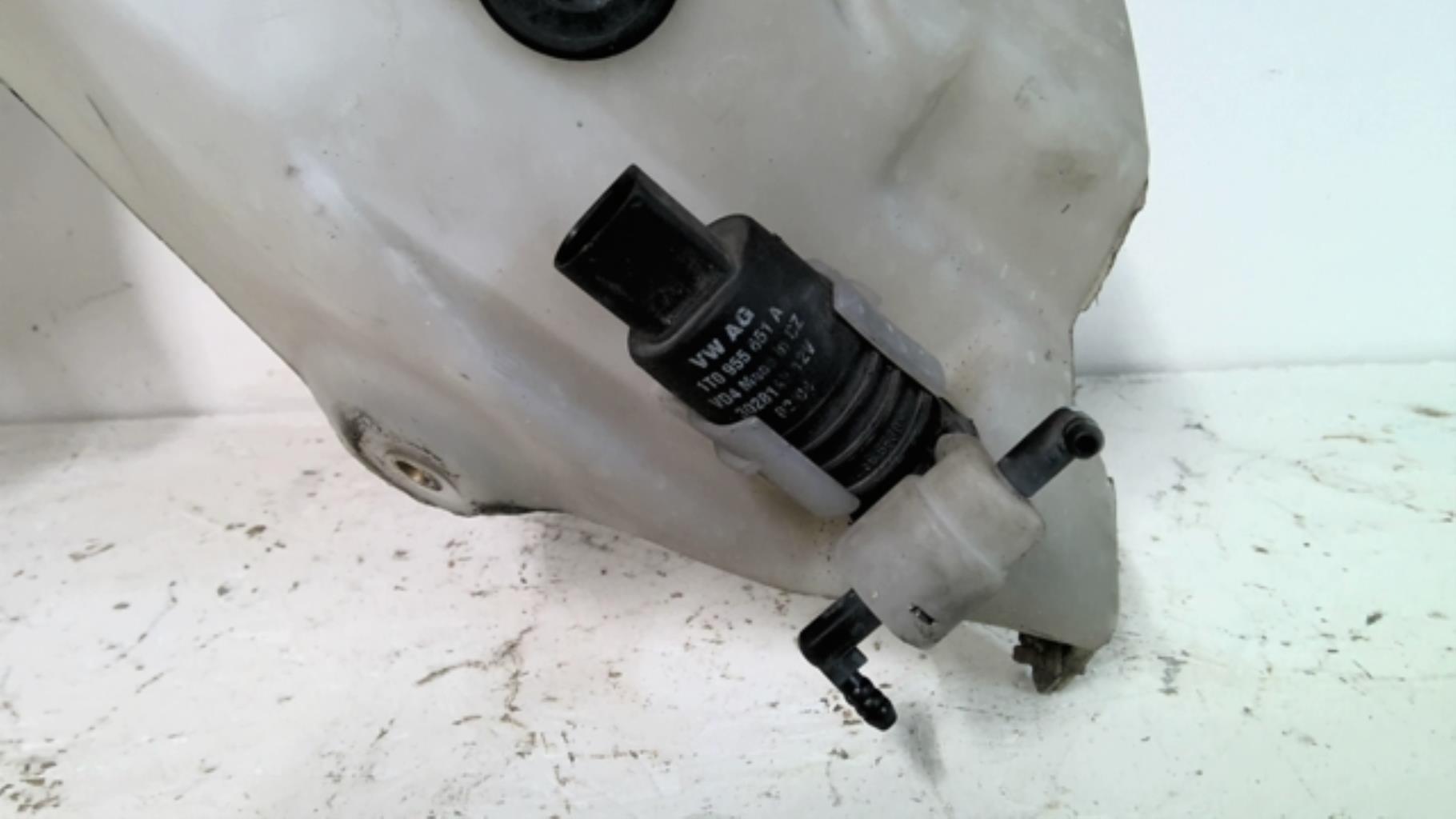 Vase de lave glace AUDI A4 2 AVANT PHASE 1 BREAK Diesel - 1