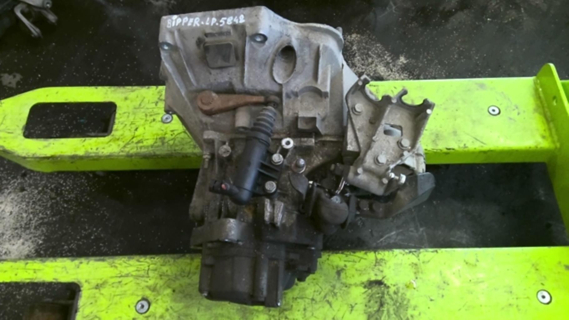 Boite de vitesses PEUGEOT BIPPER Diesel - 1