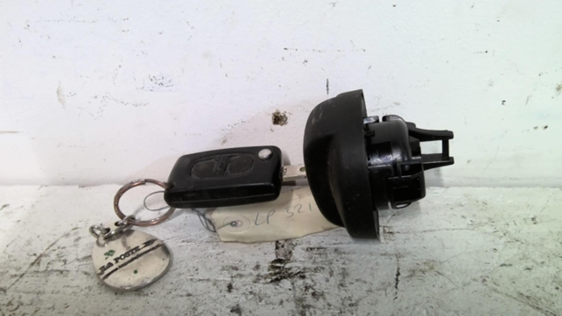 Bouchon de carburant PEUGEOT 207 PHASE 1 BREAK Essence - 1