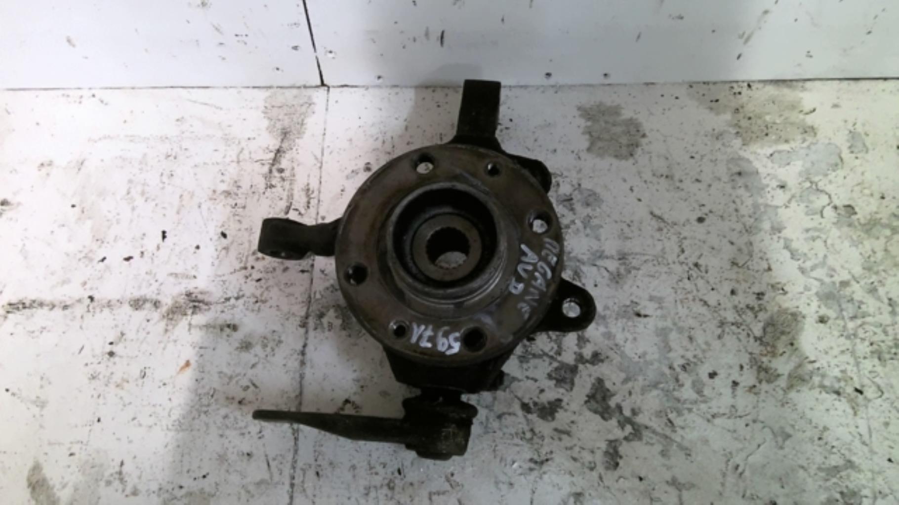Fusee avant droit RENAULT MEGANE 1 PHASE 1 Essence - 1